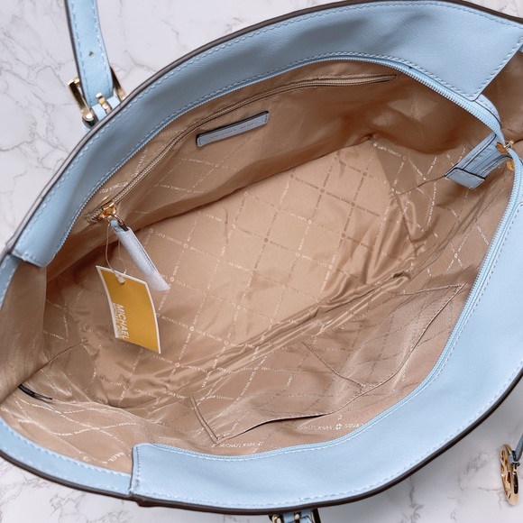 Michael Kors Gilly Large Drawstring Tote - Picture 6 of 6